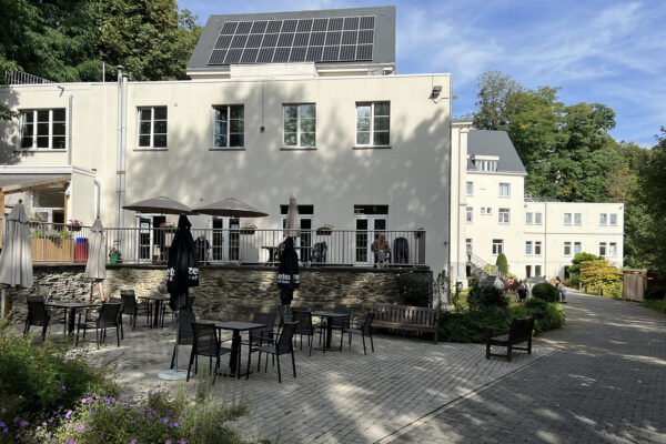 Le Chenoy - Terrasse - maison de repos Ottignies